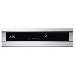 AEG SKE818E1DC Built-In Tall Larder Fridge - White 11 AEG SKE818E1DC Built-In Tall Larder Fridge - White -Kitchen Sale Shop aeg ske818e1dc digital functions display close up view