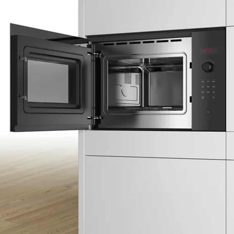 Bosch Series 4 BFL553MB0B Built-In Microwave - Black Glass 5 Bosch Series 4 BFL553MB0B Built-In Microwave - Black Glass - Image 3