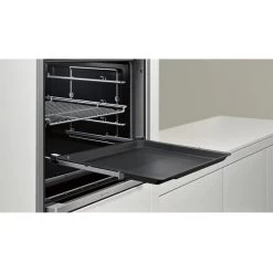 Neff N90 B58CT68H0B Built In Single Slide & Hide Pyrolytic Oven With Home Connect - Stainless Steel 15 Neff N90 B58CT68H0B Built In Single Slide & Hide Pyrolytic Oven With Home Connect - Stainless Steel -Kitchen Sale Shop n e neff n90 b58ct68h0b slide and hide pyrolytic oven lifestyle3